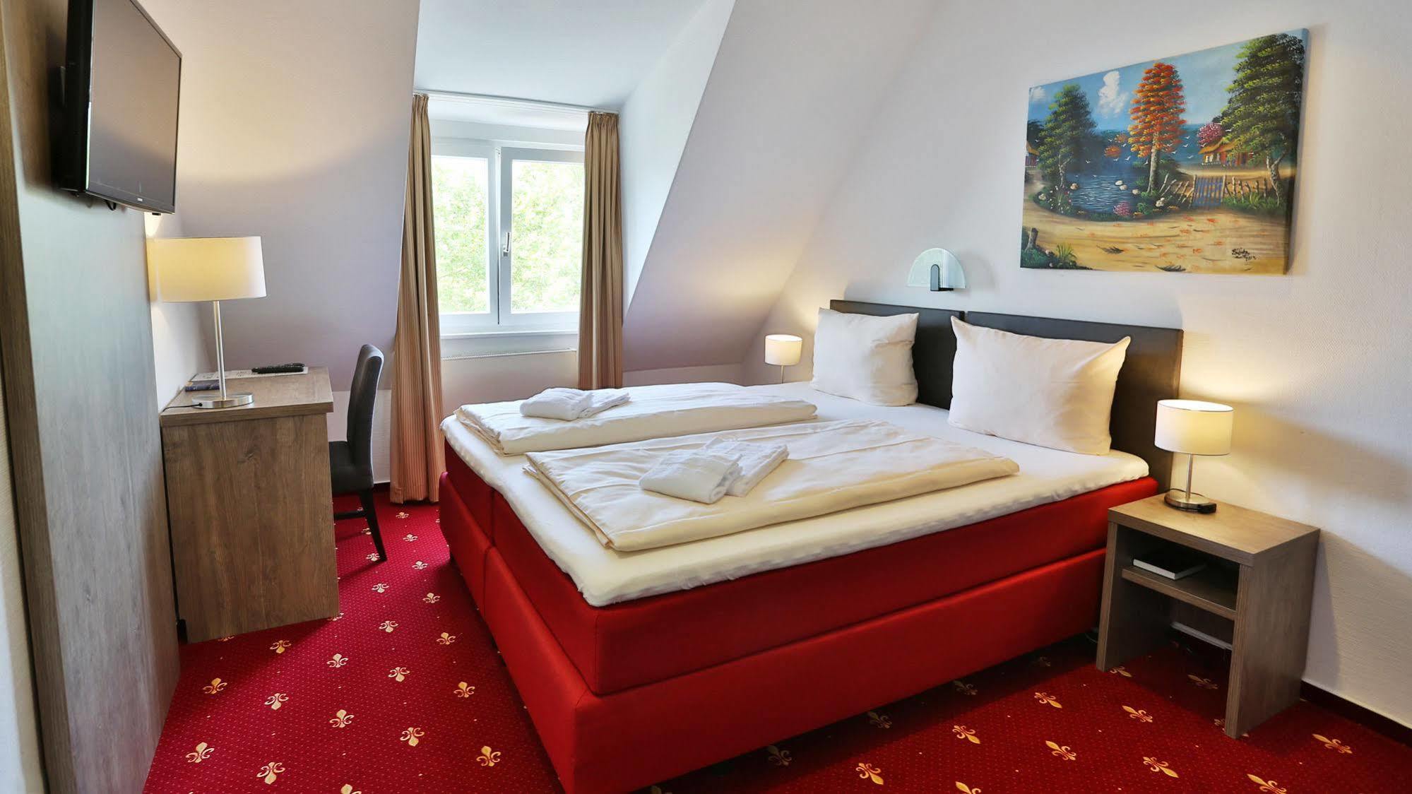 Hotel Maurer Karlsruhe Exterior photo