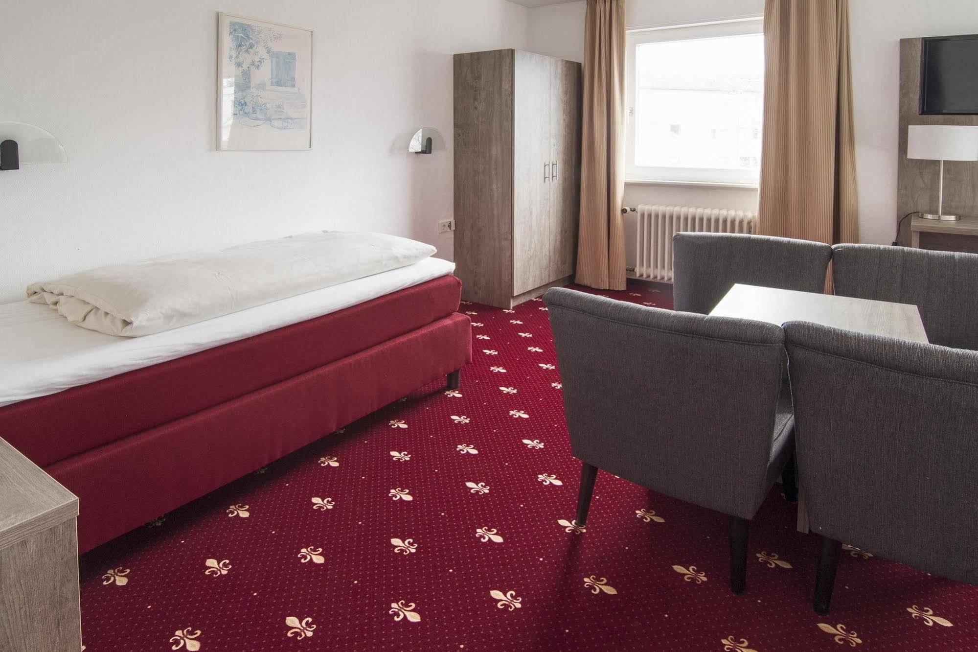 Hotel Maurer Karlsruhe Exterior photo